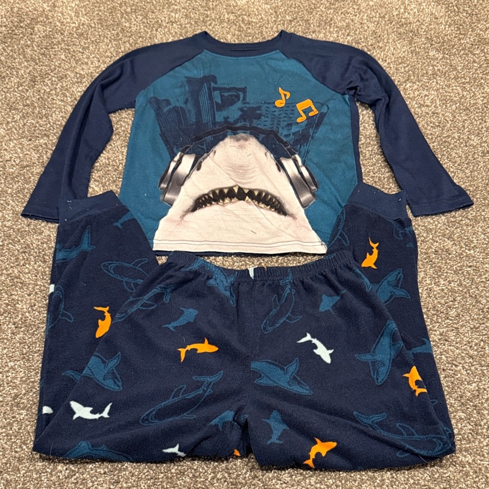 🦈 Shark Pjs! Wonder Nation - Size S 6/7